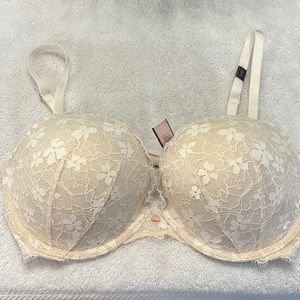 Victoria secret bra push-up 34DD Brand new